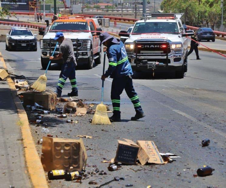 Realizan limpieza en SPGG tras aparatoso accidente