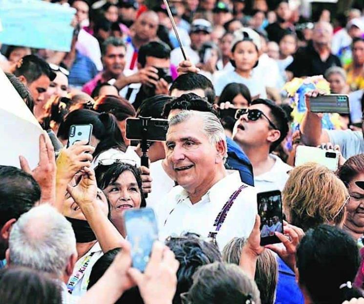 Adán Augusto López se deslinda de anuncios espectaculares