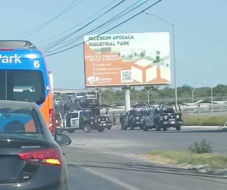 Mueren mujer policía y civil en ataque a balazos