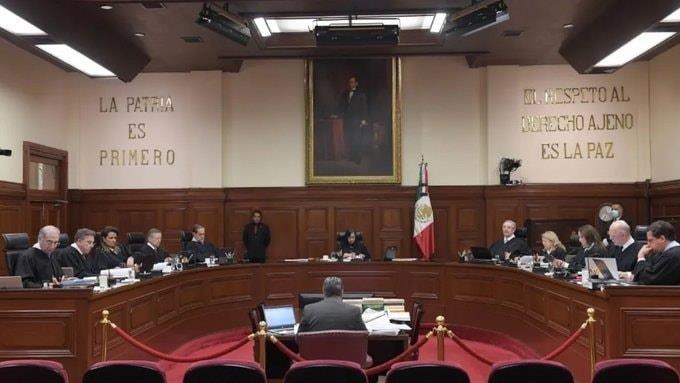 AMLO solicitará a ministros de SCJN explicar sus sueldos