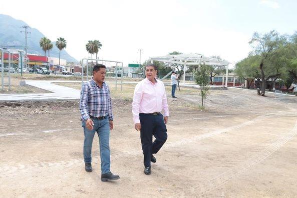 Supervisa Paco Treviño rehabilitación de plazas Supervisa Paco Treviño rehabilitación de plazas