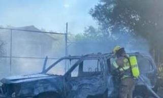 Queman camioneta que utilizaron para matar a Gabriel Solano
