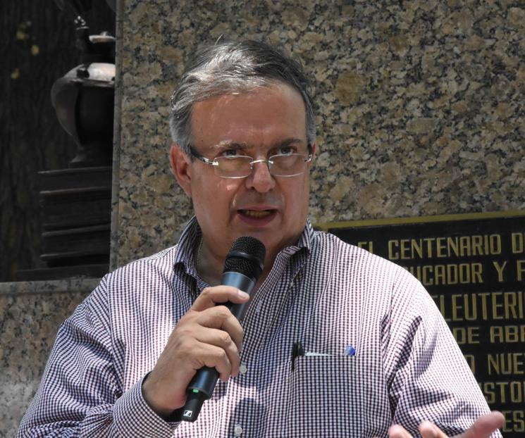 Critica Ebrard desde Miami las leyes racistas