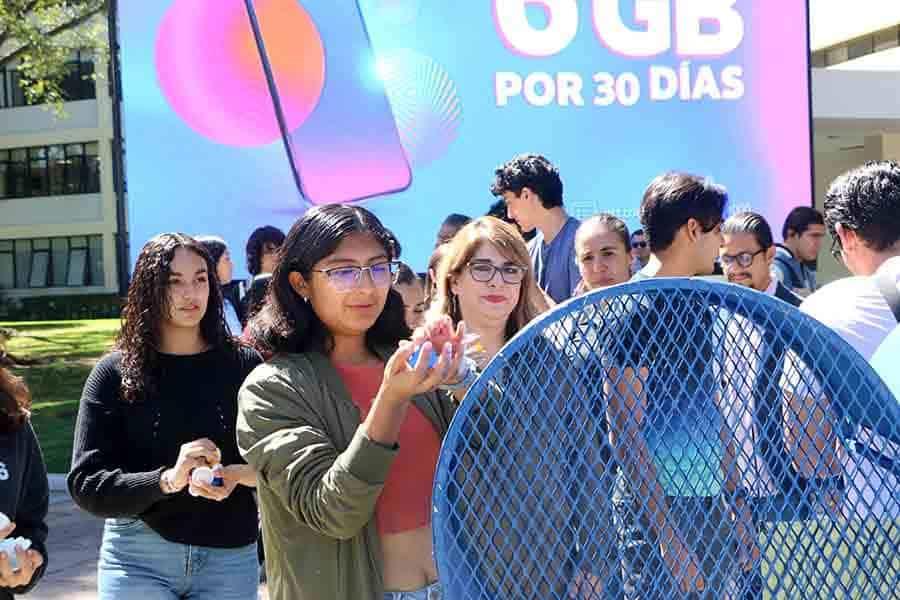 Alumnas de PrepaTec GDL apoyan a niños con cáncer.