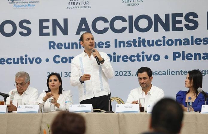 Todos los días hay asesinatos, pero AMLO sigue pactando