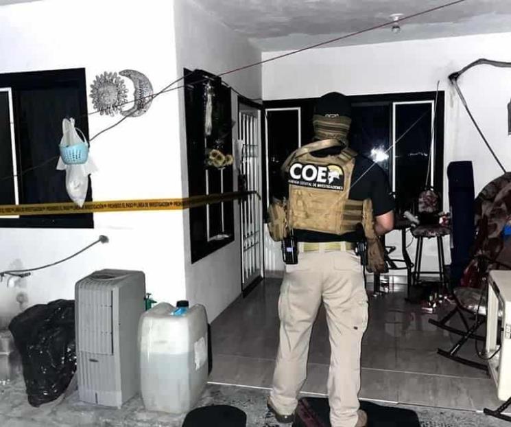 Detienen a dos y aseguran drogas durante cateos en SC