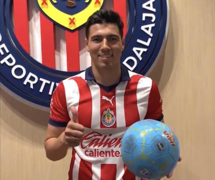Erick Gutiérrez es nuevo refuerzo de Chivas