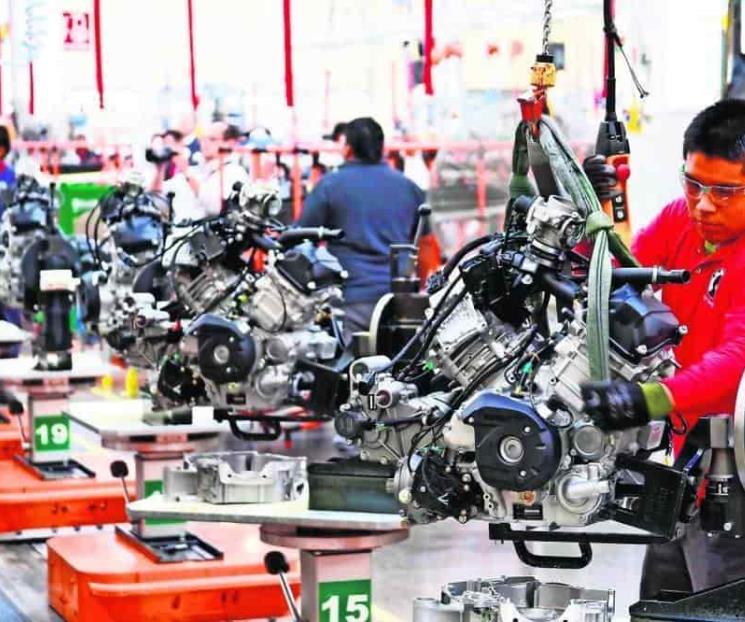 Por extorsión, empresas cierran o cambian ubicación