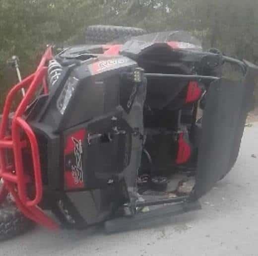 Vuelca auto todoterreno en Montemorelos