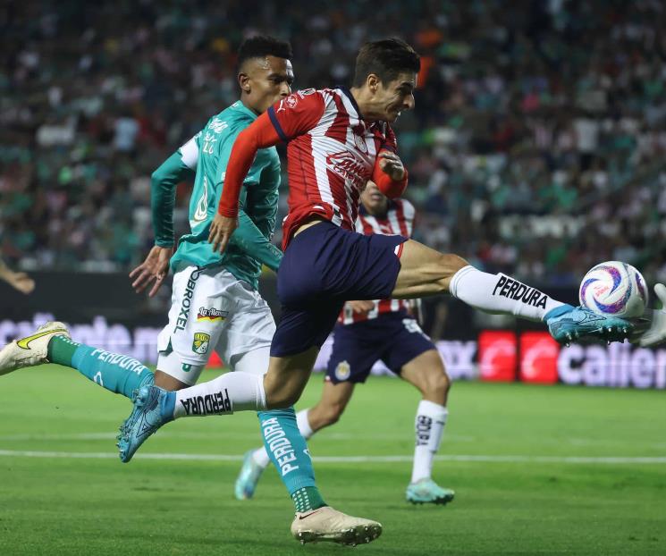 Chivas abre con victoria