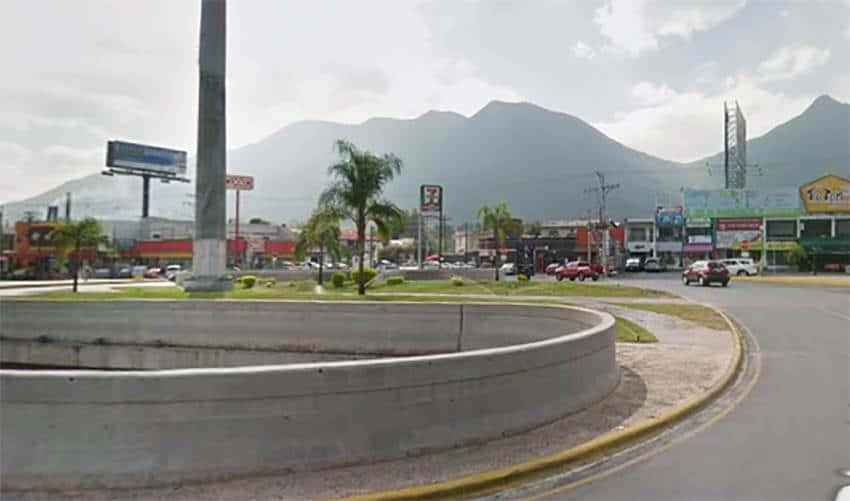 Sale de banco y le roban $150 mil