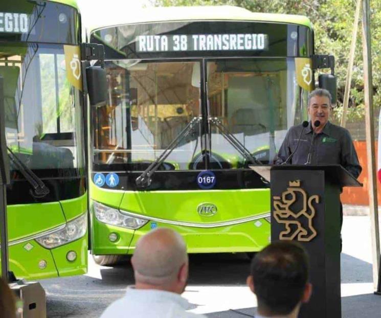 Incorpora Estado otros 20 camiones