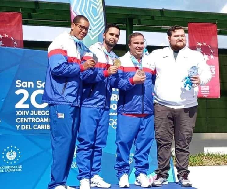 Atleta mexicano hace acto de Fair Play en los JCC Atleta mexicano hace acto de Fair Play en los JCC