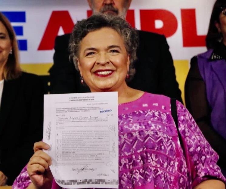 Beatriz Paredes se registra por FAM: Puesta y Dispuesta
