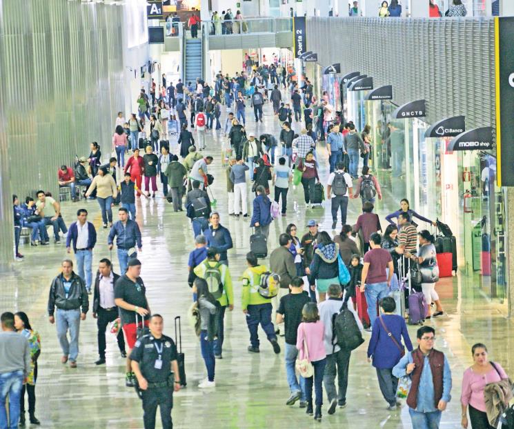 En pleno verano, aerolíneas reducirán asientos en AICM En pleno verano, aerolíneas reducirán asientos en AICM