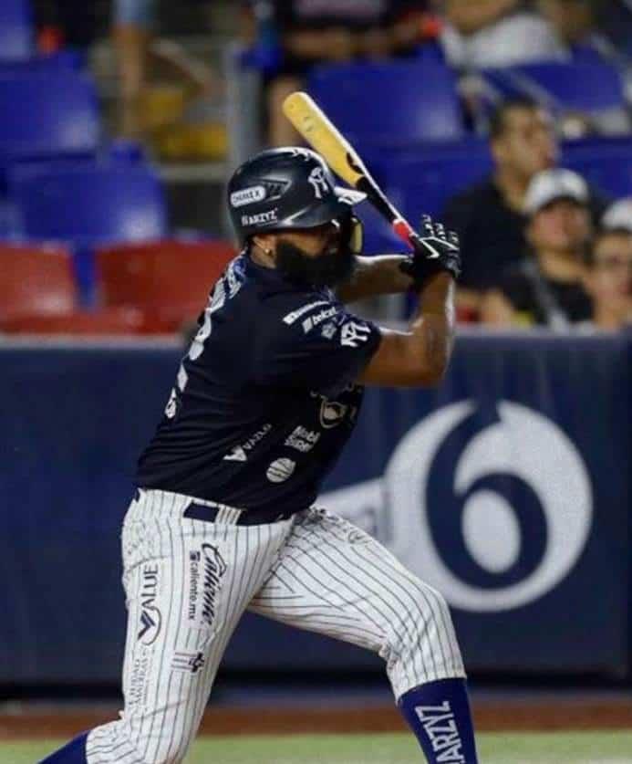 Inicia Sultanes con triunfo Inicia Sultanes con triunfo