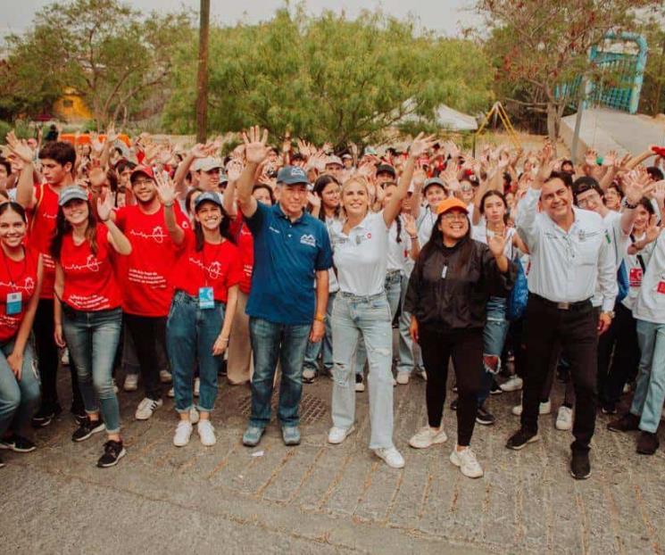 Rehabilitan espacios en Santa Catarina con jóvenes líderes