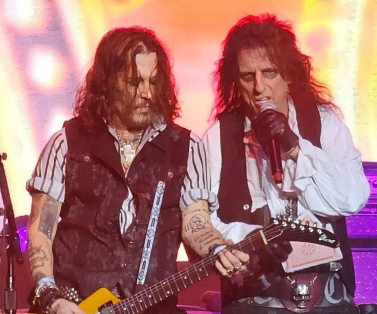 Johnny Depp da concierto en Manchester