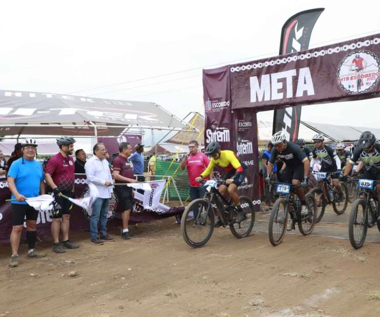 Realizan maratón de ciclismo en Escobedo