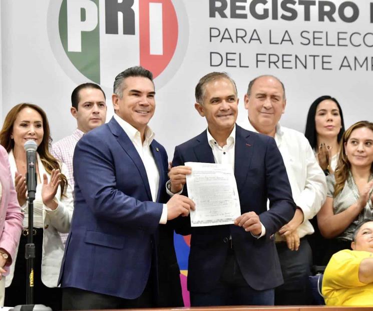 Tiene Frente Amplio Por México 33 aspirantes