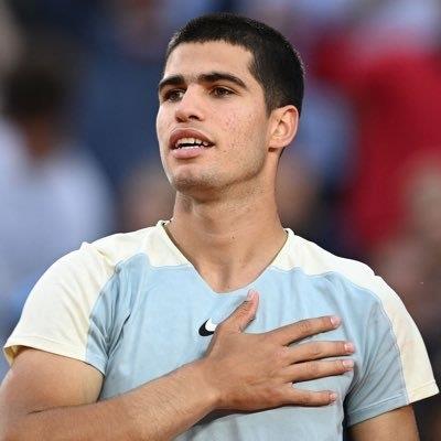 Avanza Alcaraz a cuartos de final en Wimbledon