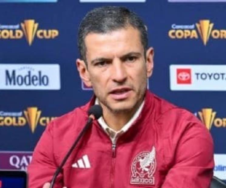 ‘Naturalizados, sólo si son mejores que mexicanos’