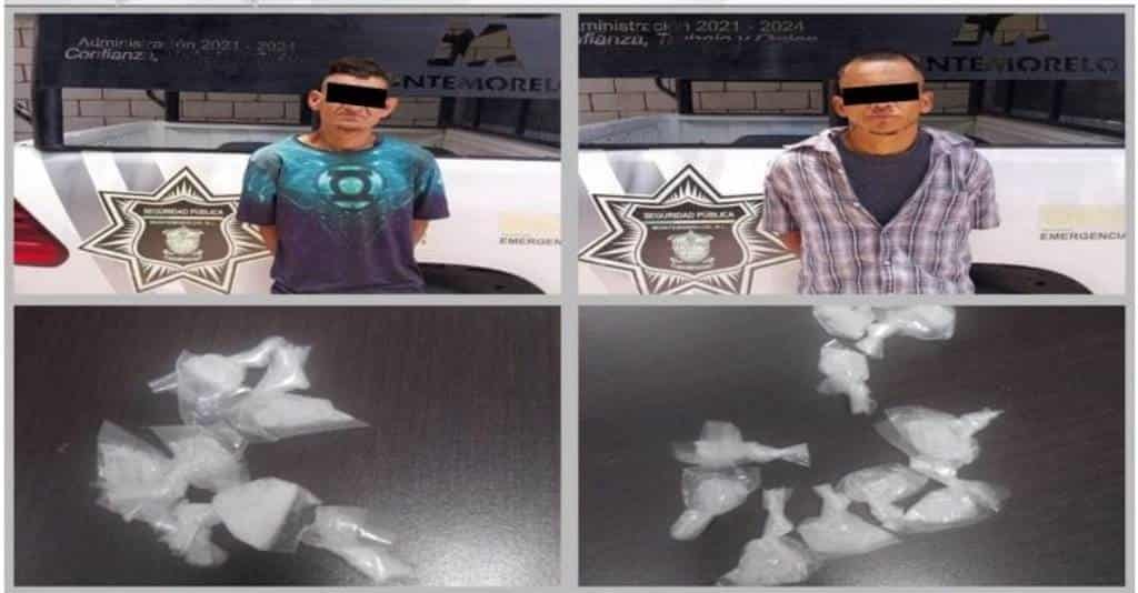 Elementos de la policía preventiva de Montemorelos, lograron la detención de dos hombres que tenían en su poder, varias dosis de drogas.