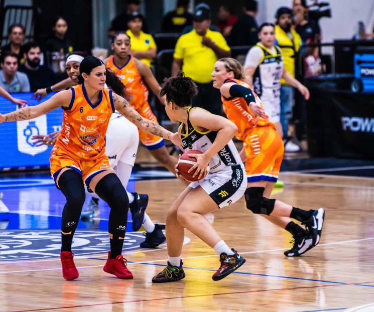 Fuerza Regia Femenil pega primero en los playoffs