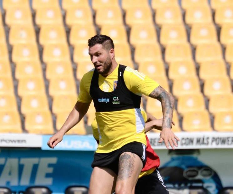 Ocupará Gignac lugar de Ibáñez para debutar en el AP23