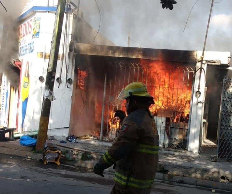 Se incendia negocio de bordados en la Colonia Madero