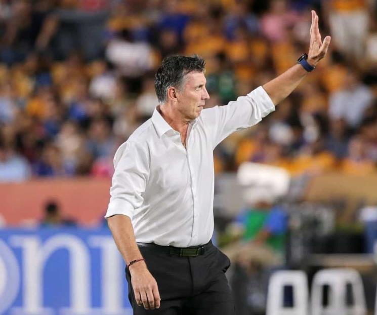 Contento Siboldi con Nahuel Guzmán
