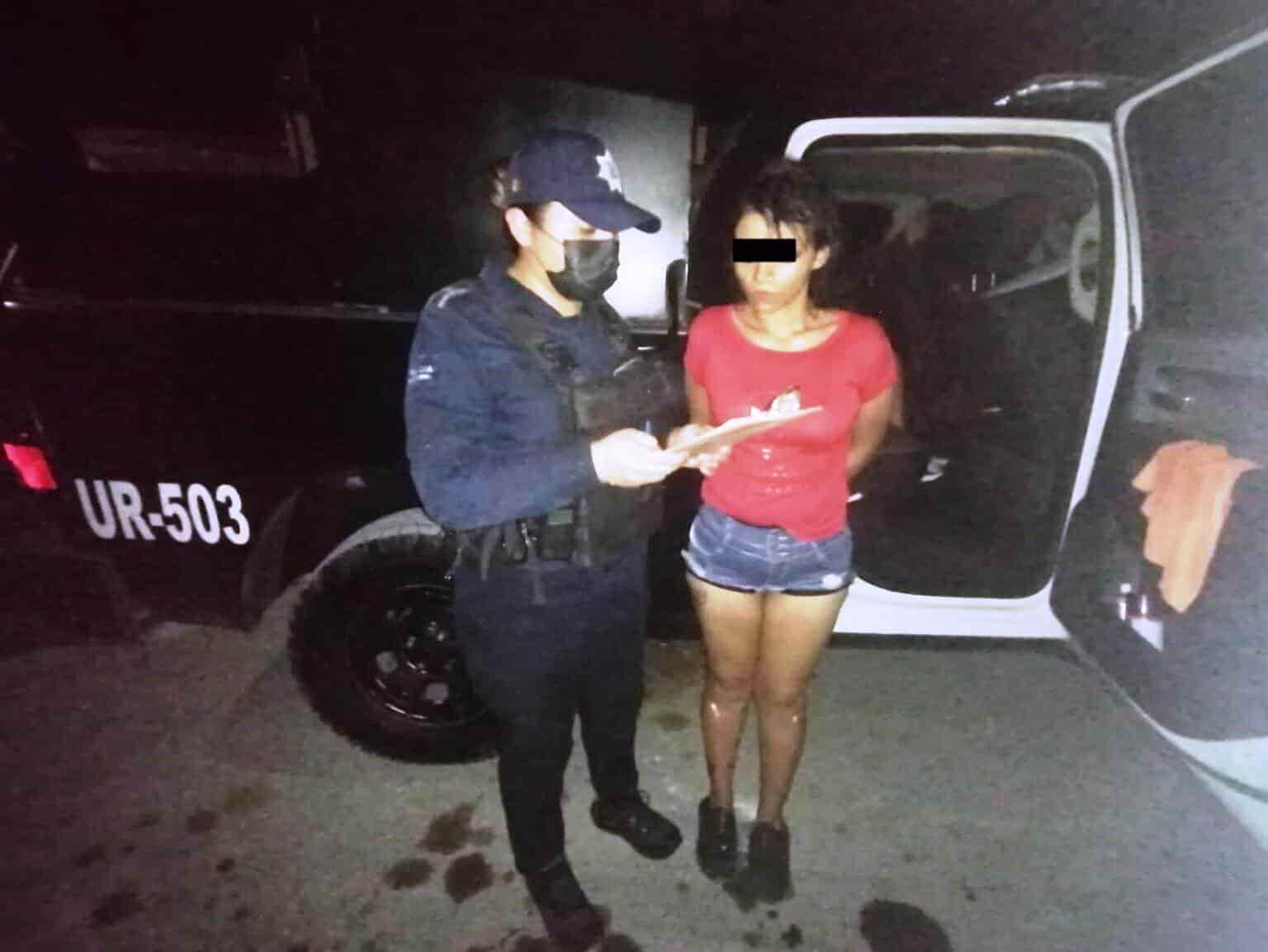 Elementos de la Secretaria de Seguridad Pública de Juárez, lograron la detención de tres narcodistribuidores que estaban operando en la Colonia Los Rehiletes.