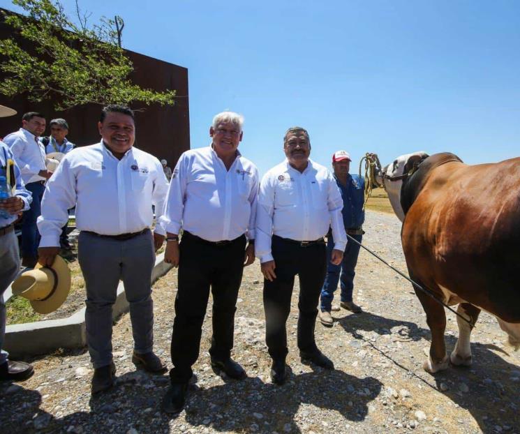Recibirá UANL apoyo para investigación agropecuaria