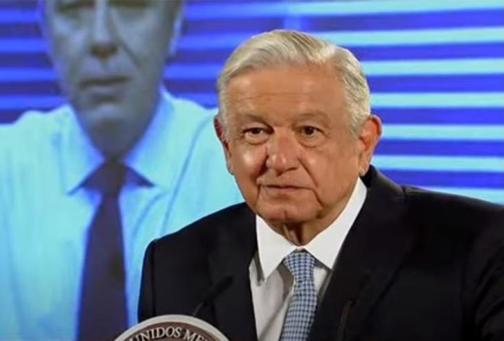 AMLO denuncia falsa campaña para posicionar a un candidato AMLO denuncia falsa campaña para posicionar a un candidato