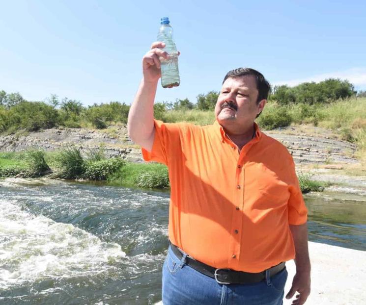 Denuncian en Los Herreras peces muertos en Río Pesquería