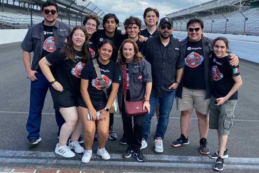 Jóvenes mexicanos llegarán a justa mundial de robótica