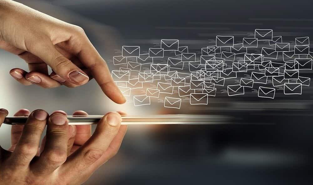 Filtran millones de correos electrónicos del ejército de EU