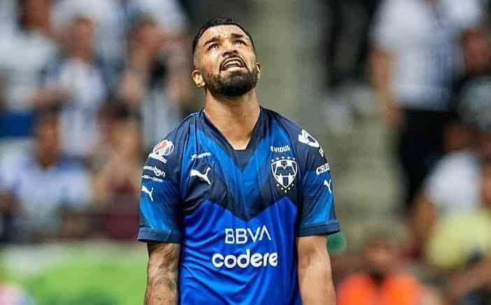 Rodrigo Aguirre es duda Rodrigo Aguirre es duda