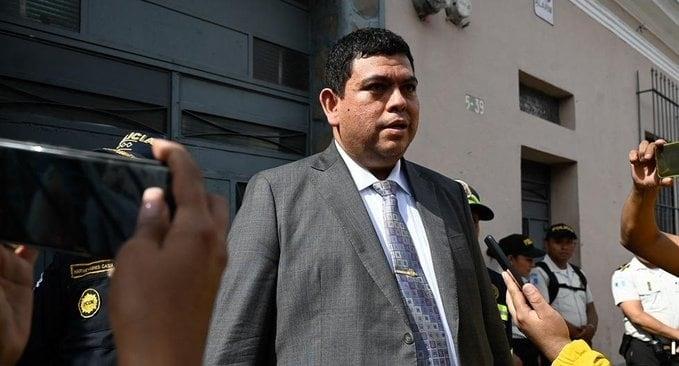 Allanan otra vez sede del tribunal electoral de Guatemala