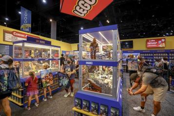 Abre Comic Con con fans y sin Hollywood