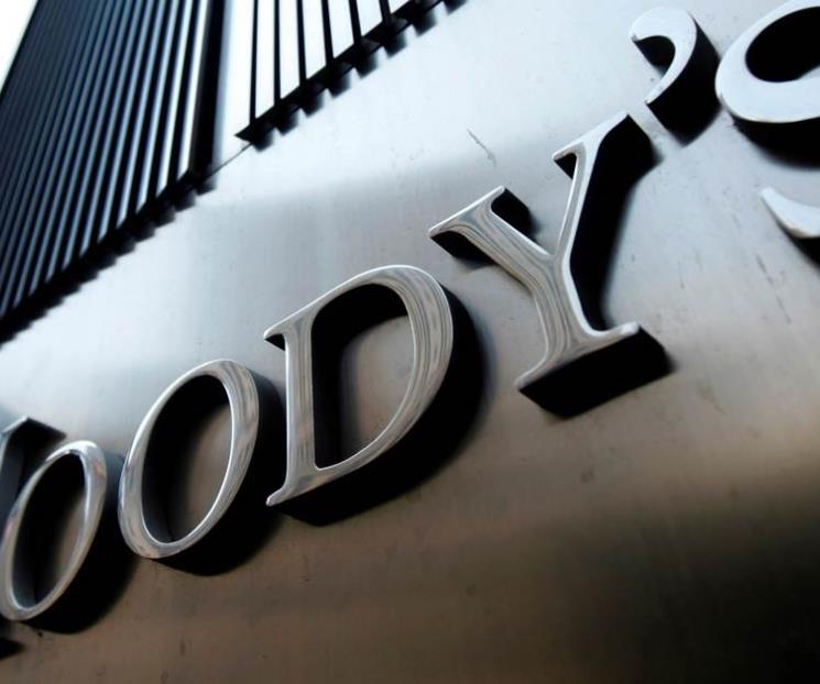Califica Moodys a Pemex con perspectiva negativa
