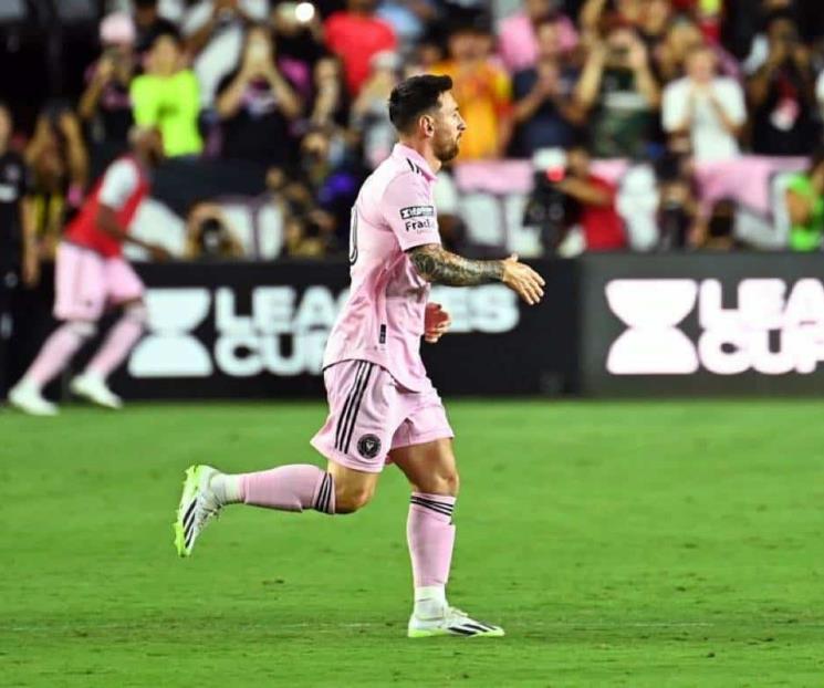 Messi debuta con golazo