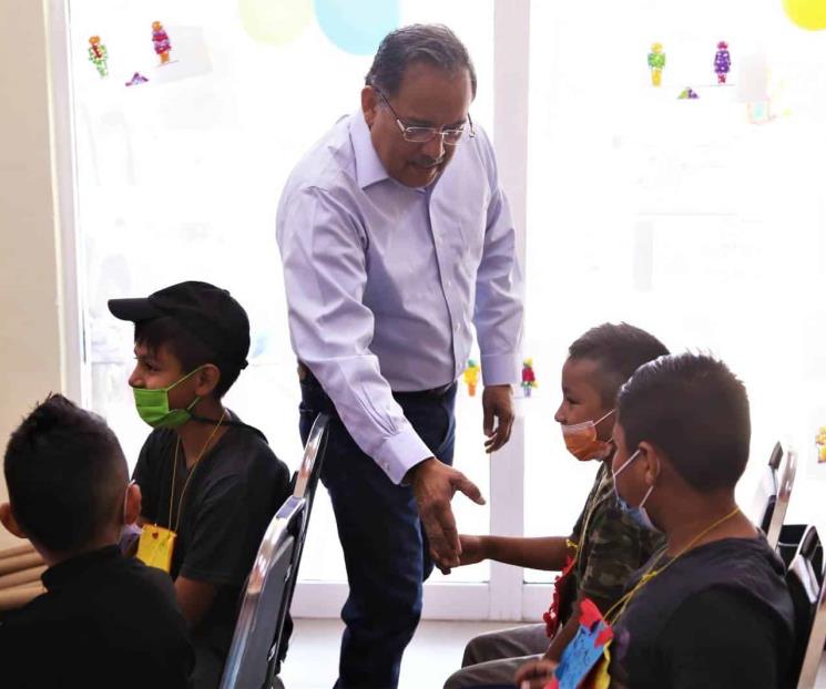 Invita Escobedo a niños y niñas a sus campamentos