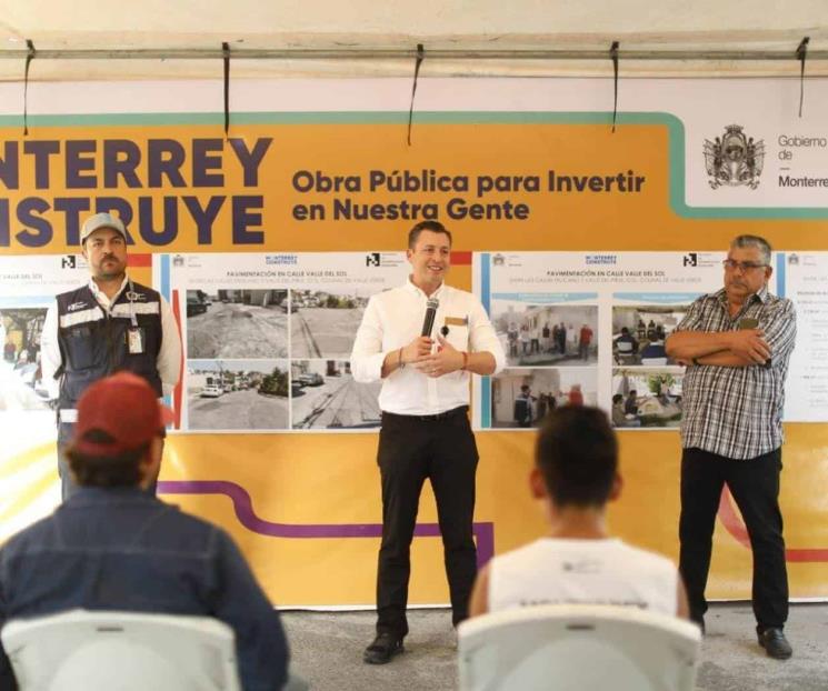 Entregan restauración de pavimento en Colinas de Valle Verde