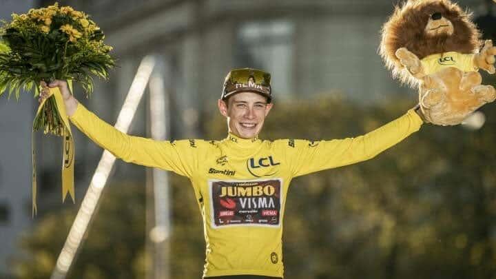 Jonas Vingegaard se corona campeón del Tour de Francia Jonas Vingegaard se corona campeón del Tour de Francia