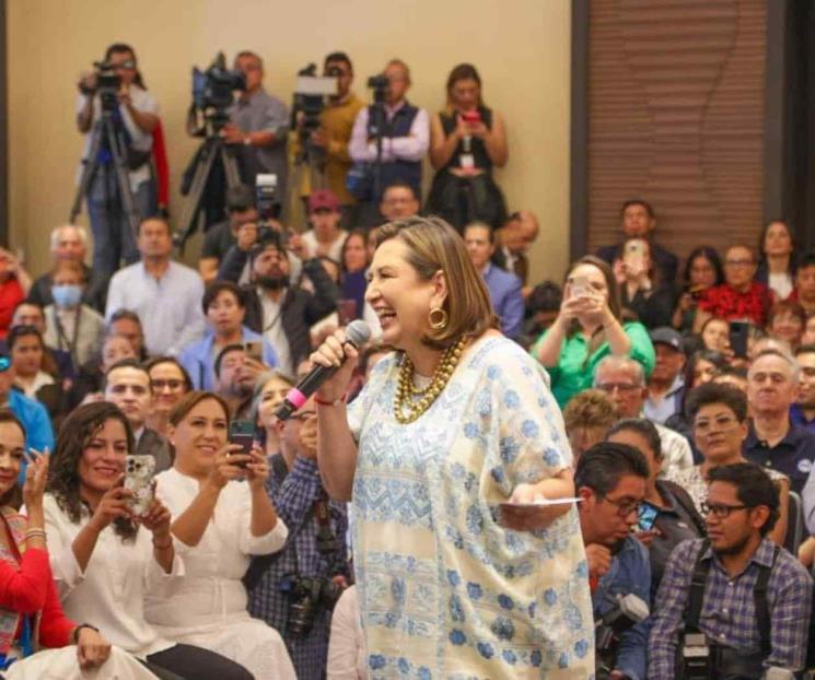Dice Xóchitl que puede debatir con cualquier “corcholata