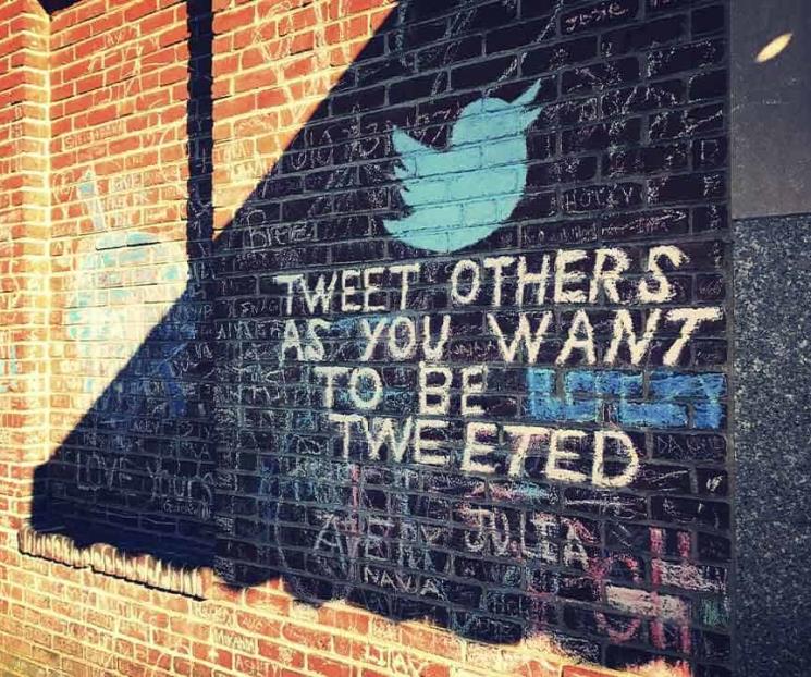 Twitter limitará mensajes directos a las cuentas gratuitas Twitter limitará mensajes directos a las cuentas gratuitas