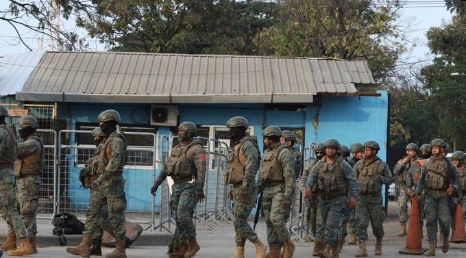 Deja violencia en cárceles de Ecuador 31 muertos