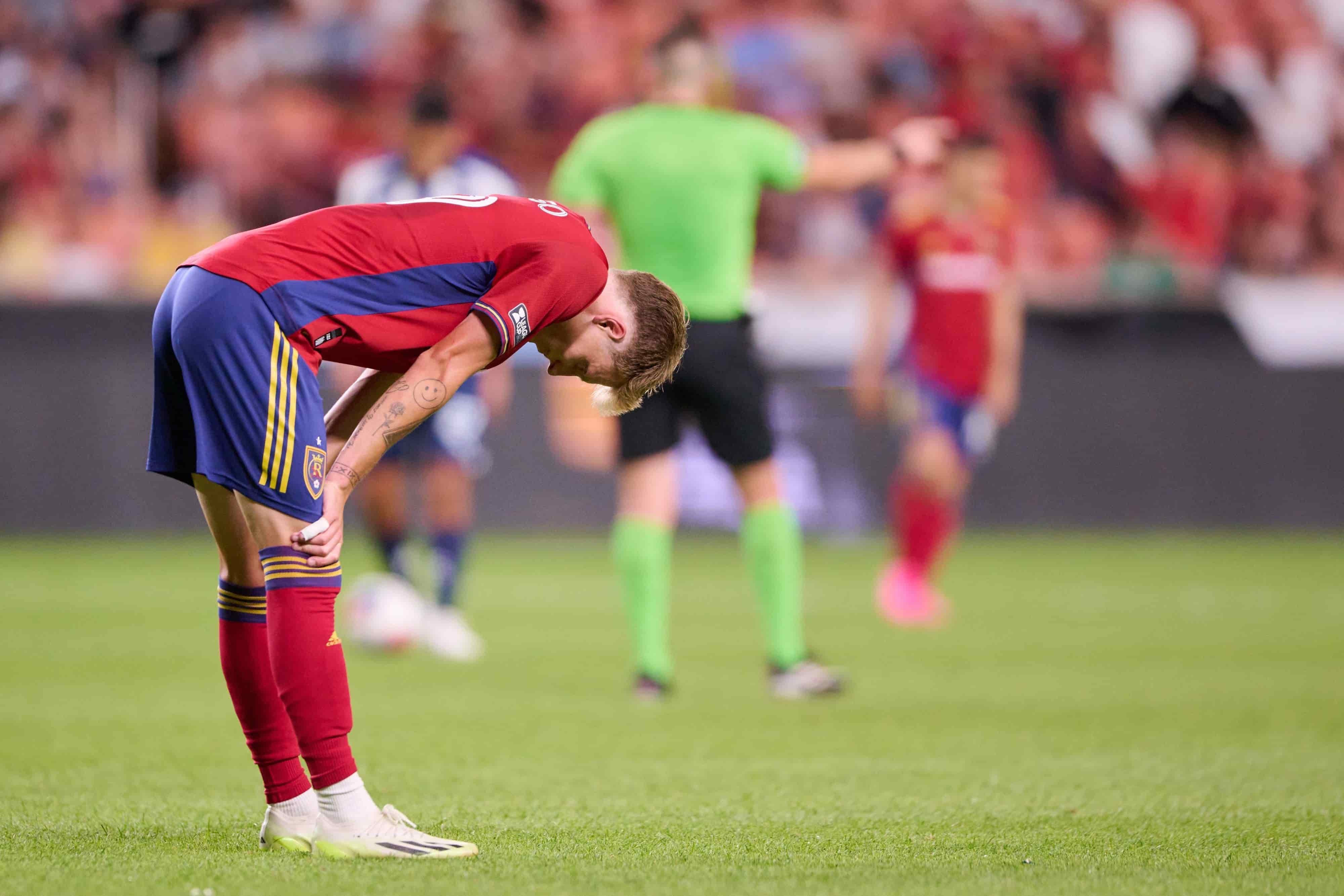 Real Salt Lake comete autogol.