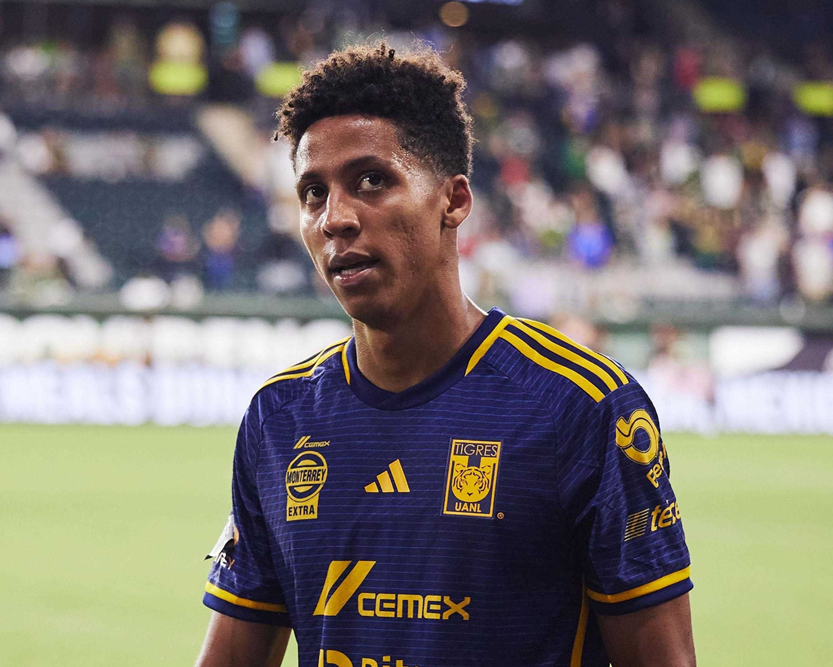 Ozziel Herrera debuta como felino.